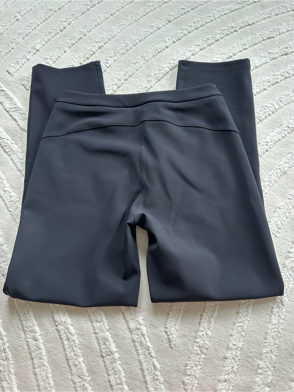 Lululemon | On The Move Pant 28” - Picture 10 of 10